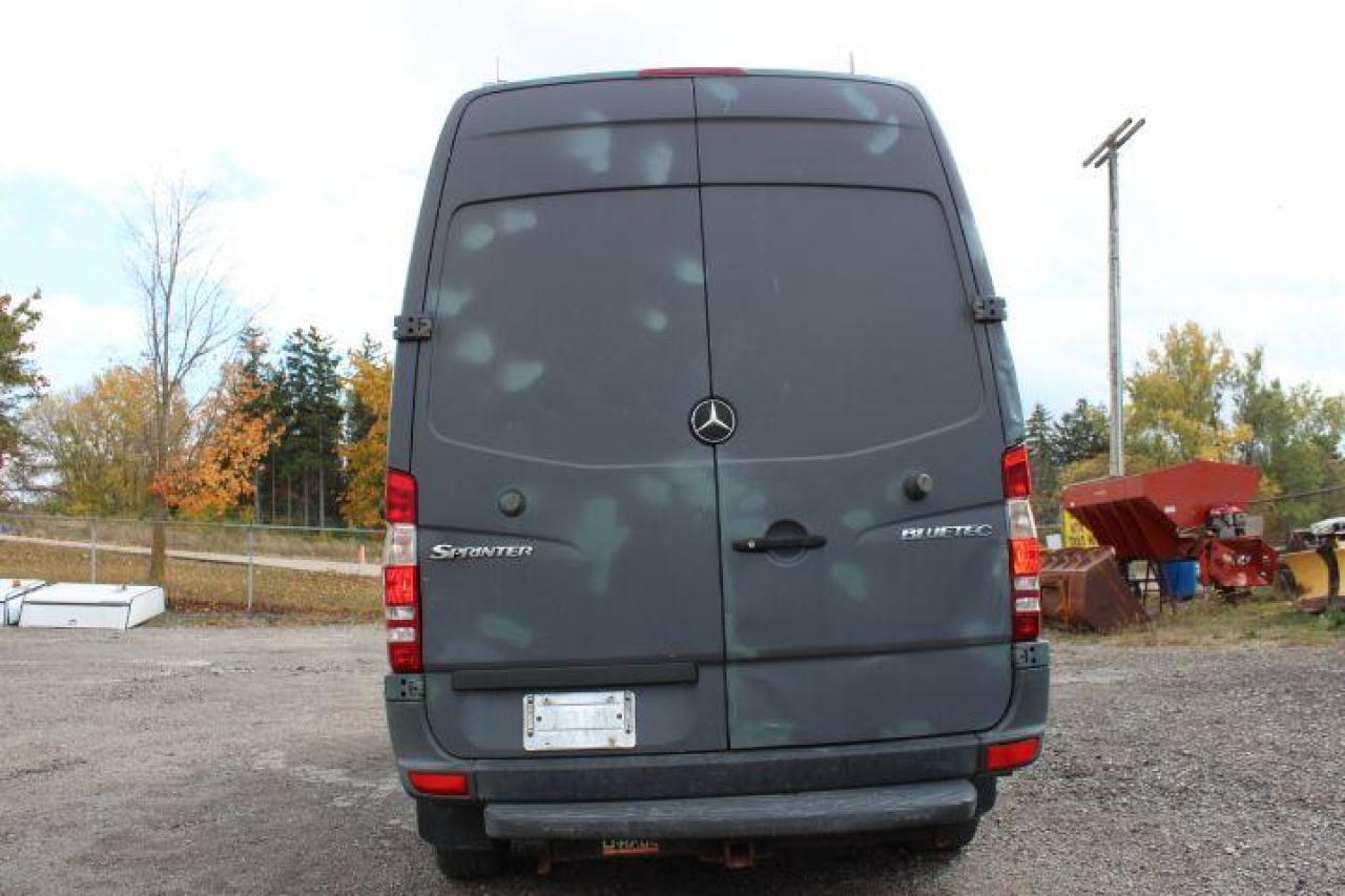 2013 Mercedes-Benz Sprinter  Photo3