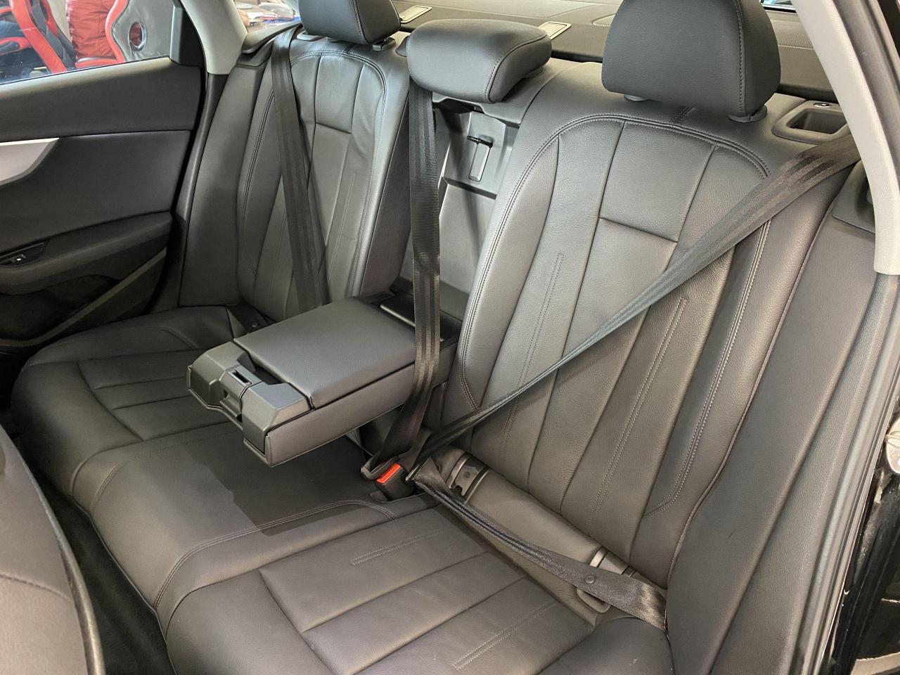 2017 Audi A4 Quattro+Audi Pre Sense+ApplePlay+Clean Carfax - Photo #23