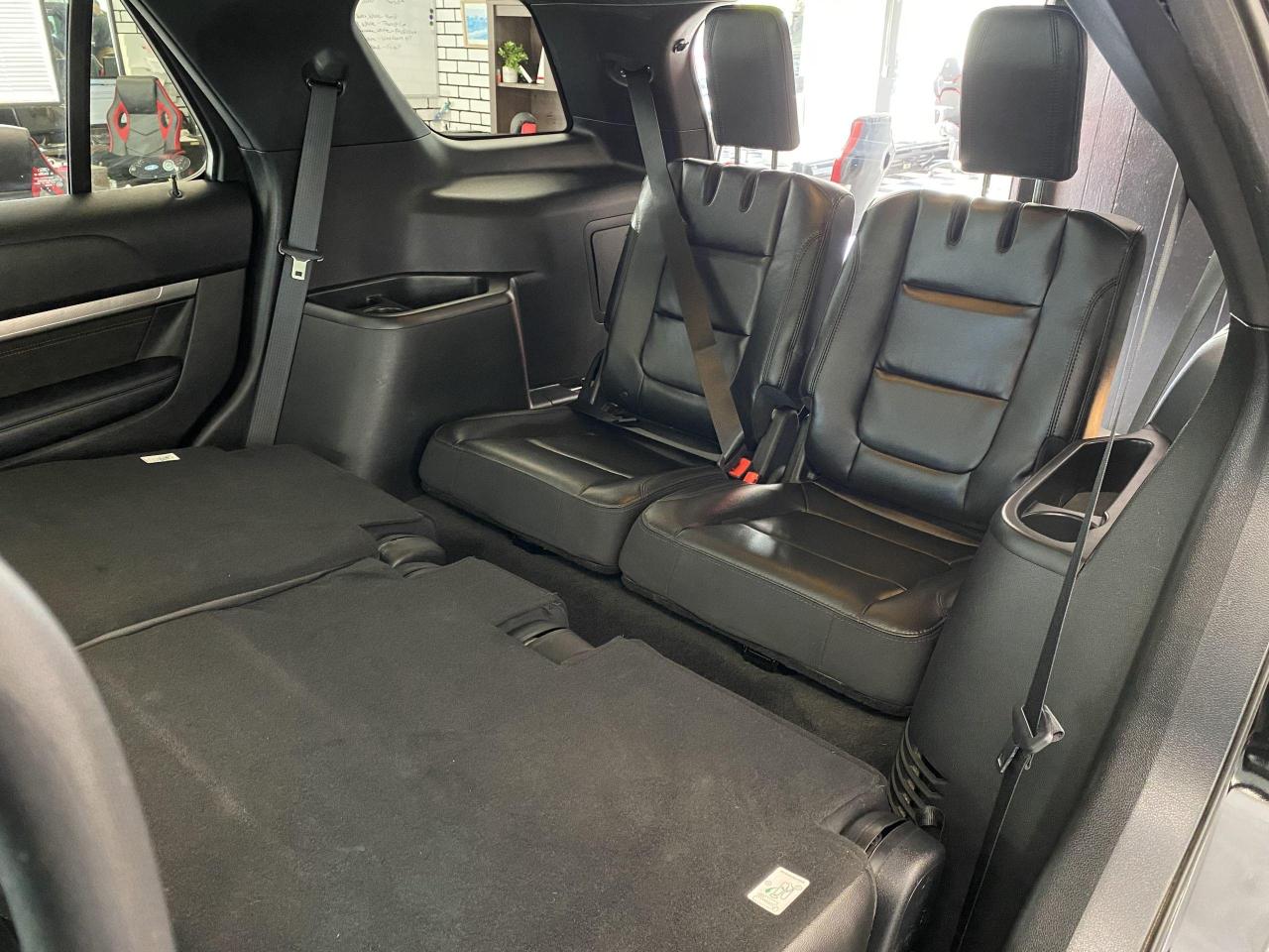 2018 Ford Explorer XLT AWD+New Tires+Pano Roof+7 PASS+CLEAN CARFAX Photo88