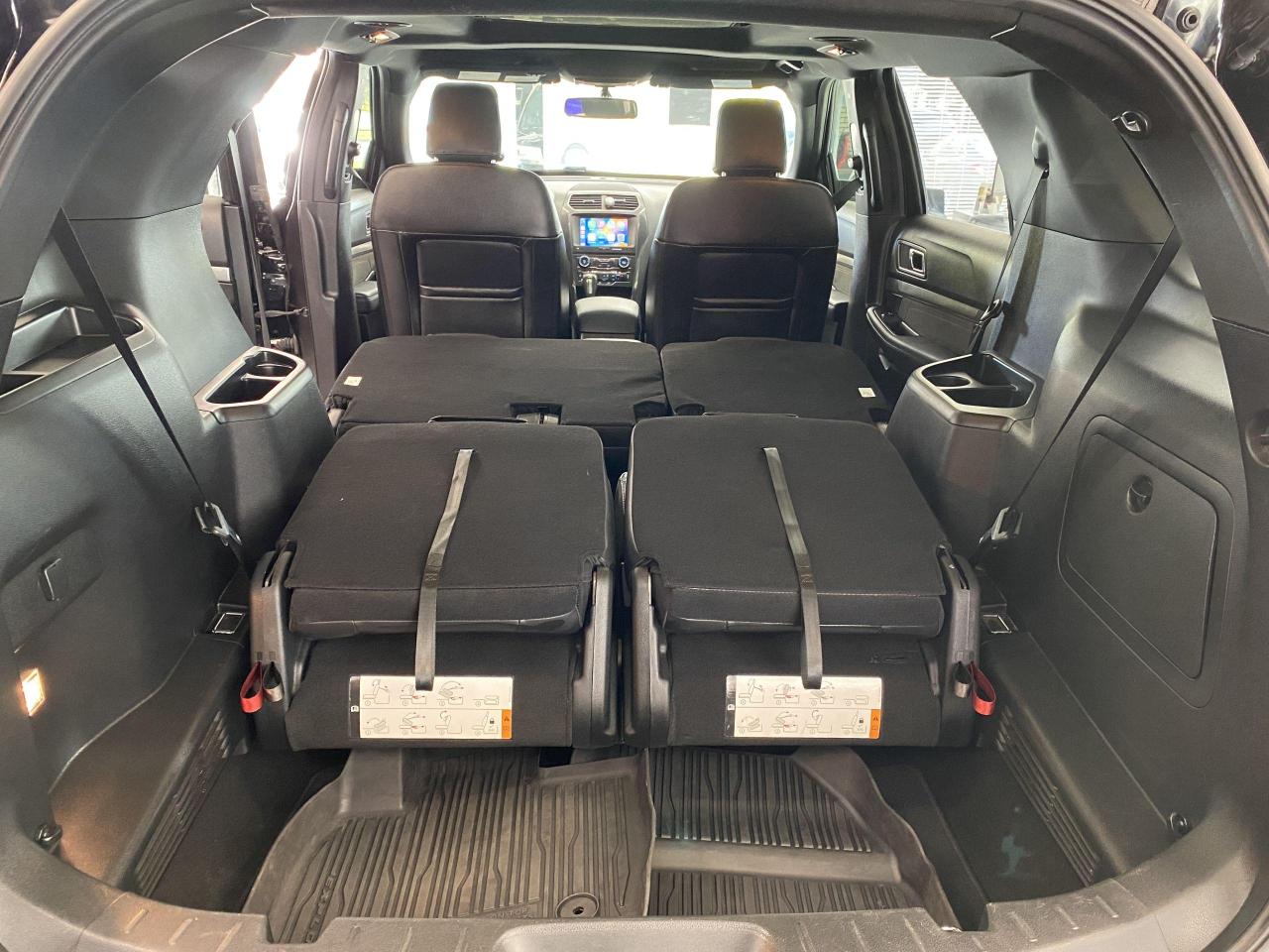 2018 Ford Explorer XLT AWD+New Tires+Pano Roof+7 PASS+CLEAN CARFAX Photo92