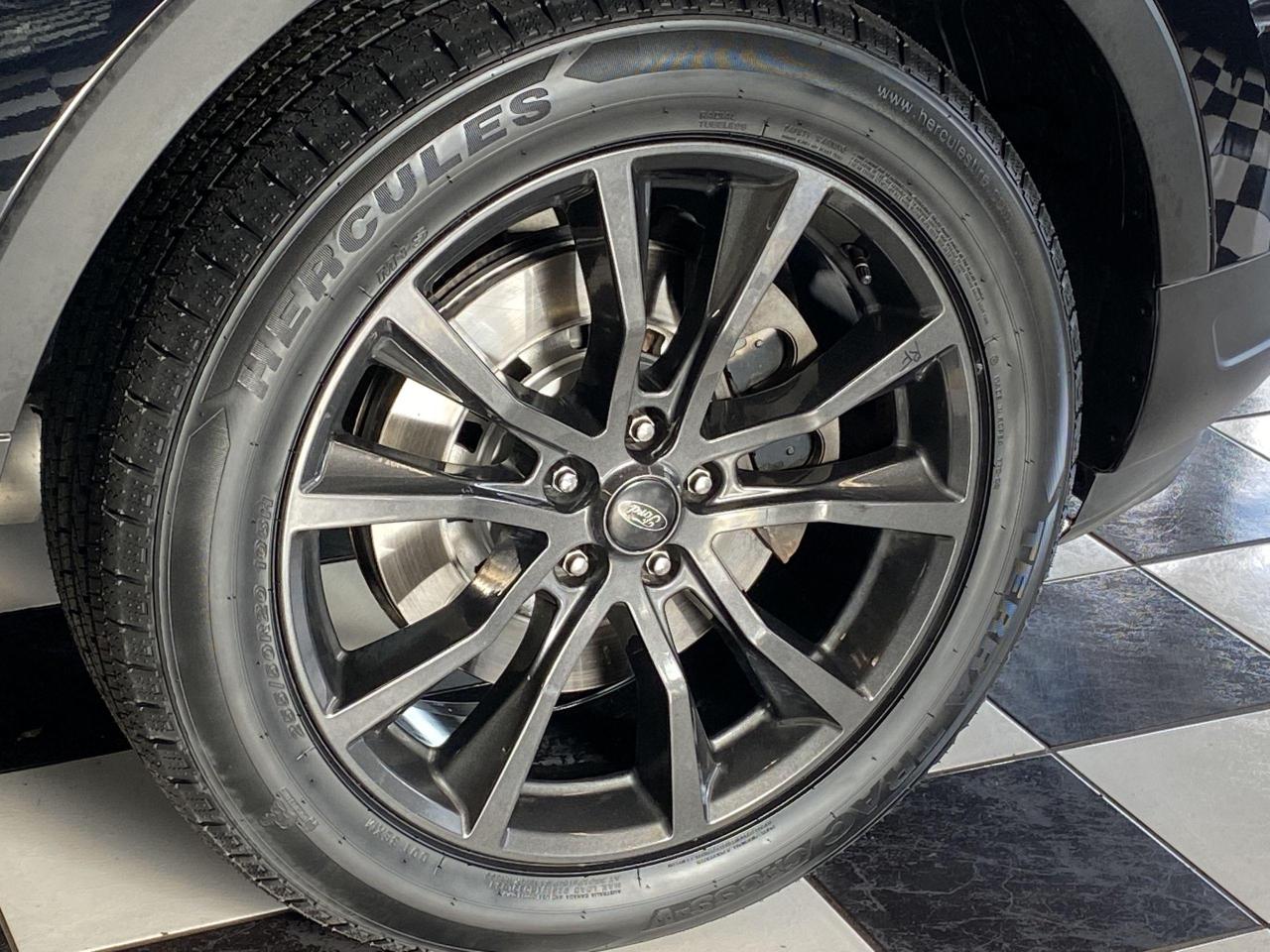2018 Ford Explorer XLT AWD+New Tires+Pano Roof+7 PASS+CLEAN CARFAX - Photo #55