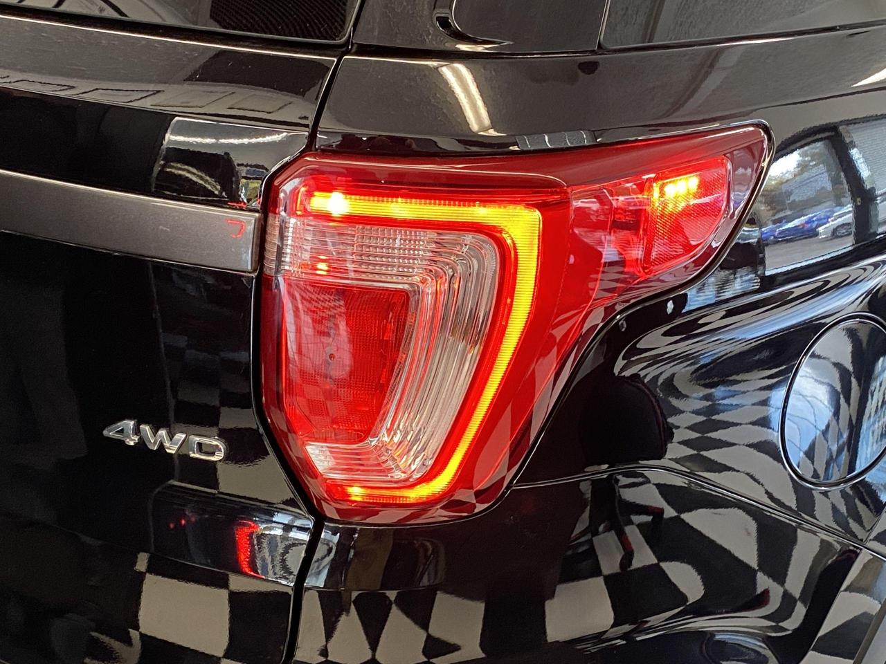 2018 Ford Explorer XLT AWD+New Tires+Pano Roof+7 PASS+CLEAN CARFAX - Photo #60