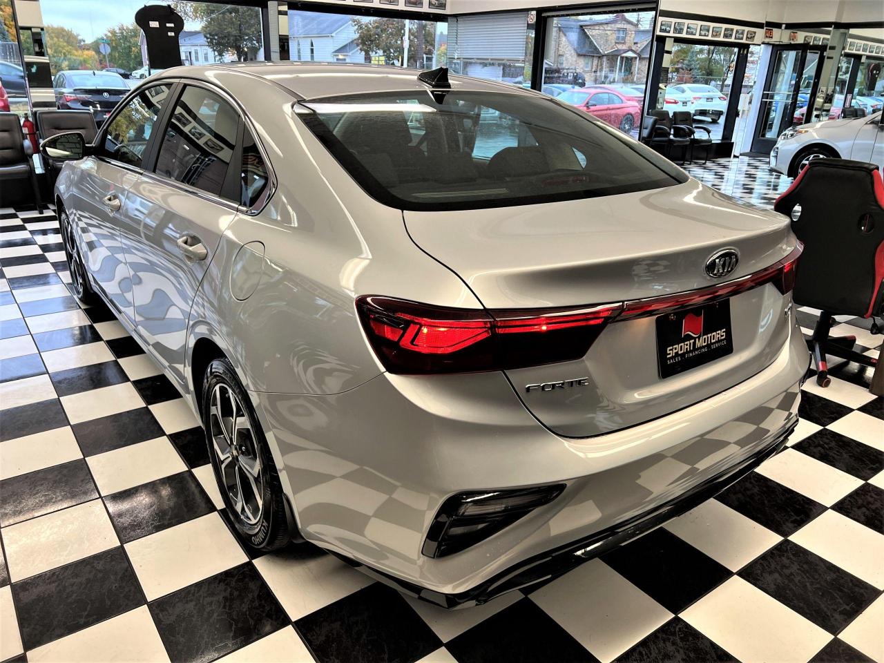 2020 Kia Forte EX+Alloys+LaneKeep+BlindSpot+ApplePlay+CleanCarfax - Photo #2