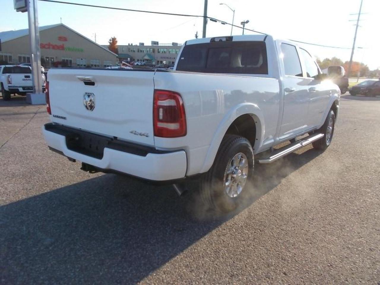 2022 RAM 3500 Laramie Photo3