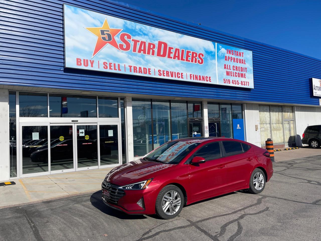 Used 2020 Hyundai Elantra SUNROOF LOADED! MINT! WE FINANCE ALL CREDIT! for sale in London, ON