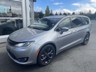 Used 2019 Chrysler Pacifica Touring-L Plus for sale in Nanaimo, BC