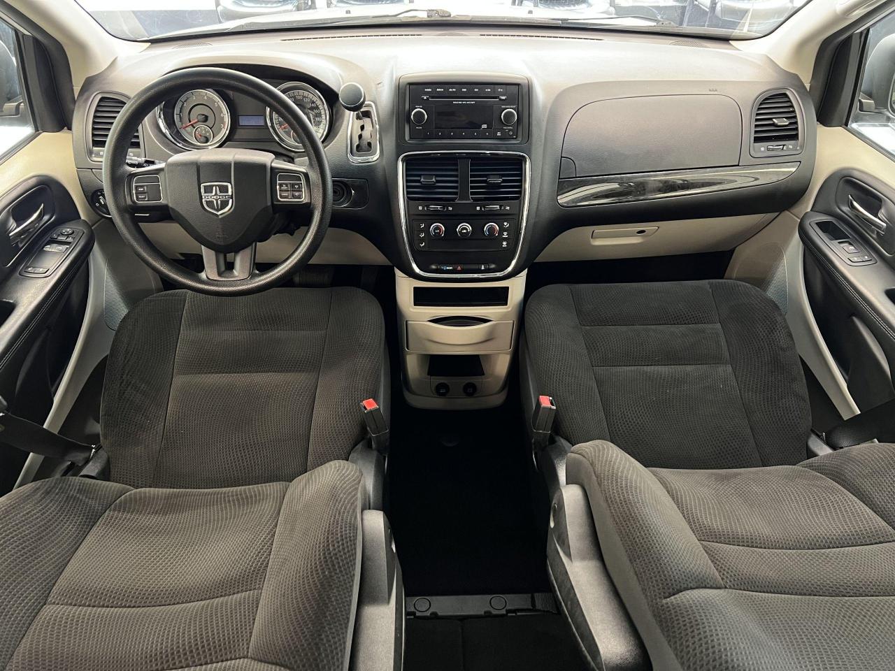 2017 Dodge Grand Caravan CVP+Cruise Control+A/C+ACCIDENT FREE - Photo #8