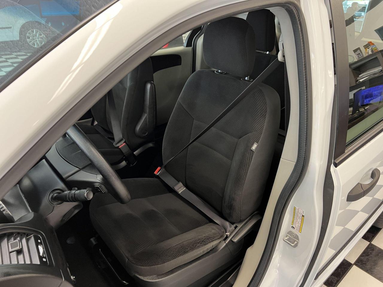 2017 Dodge Grand Caravan CVP+Cruise Control+A/C+ACCIDENT FREE - Photo #17