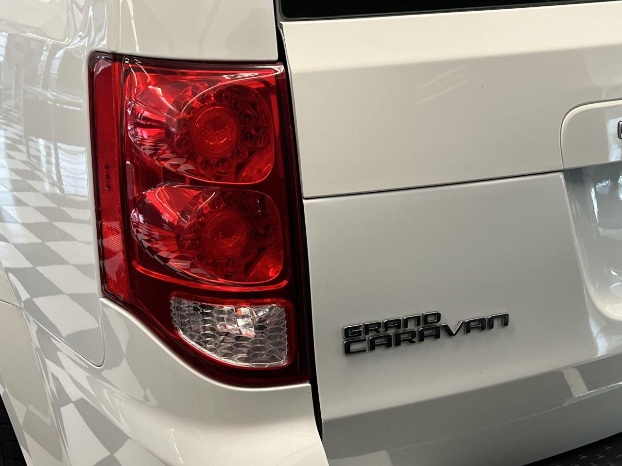 2017 Dodge Grand Caravan CVP+Cruise Control+A/C+ACCIDENT FREE - Photo #46