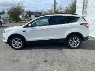 2017 Ford Escape SE - Photo #3