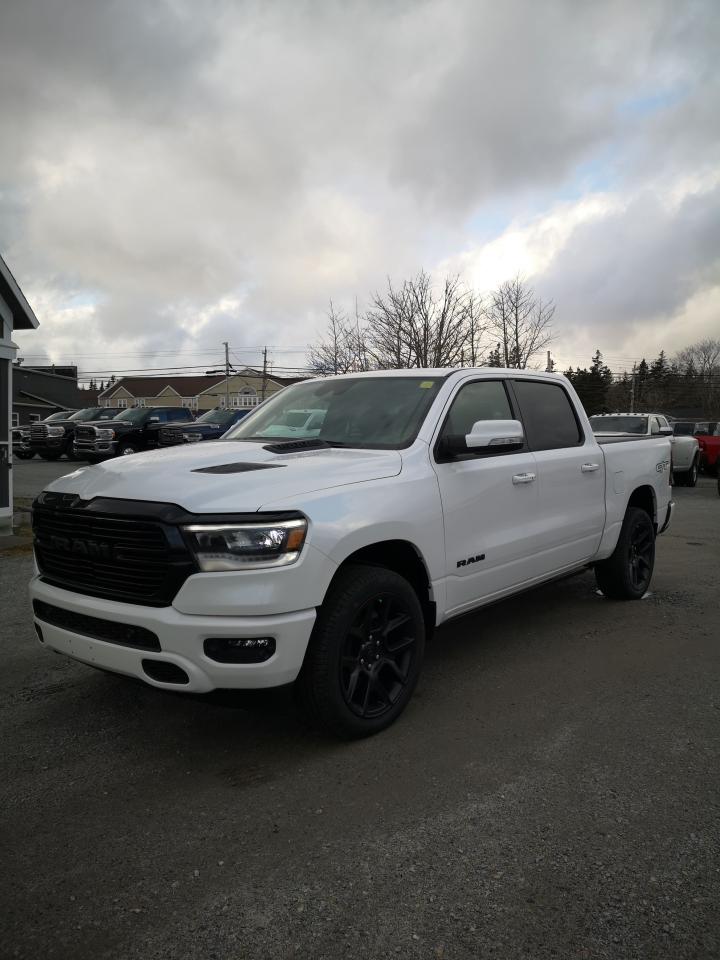 2022 RAM 1500 SPORT 4X4 CREW CAB 5'7" BOX Photo1