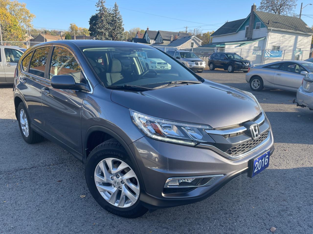2016 Honda CR-V SE, Alloys, Htd. Seats, 4WD