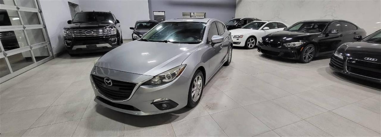 Used 2014 Mazda MAZDA3 i Touring for sale in Toronto, ON