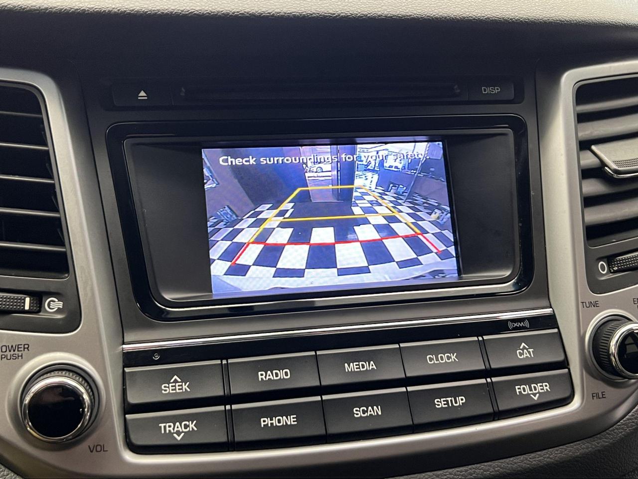2017 Hyundai Tucson Premium+New Tires+Camera+Heated Seats+CLEAN CARFAX - Photo #11