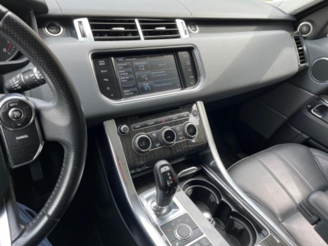 2015 Land Rover Range Rover Sport 4WD 4dr V6 HSE Photo