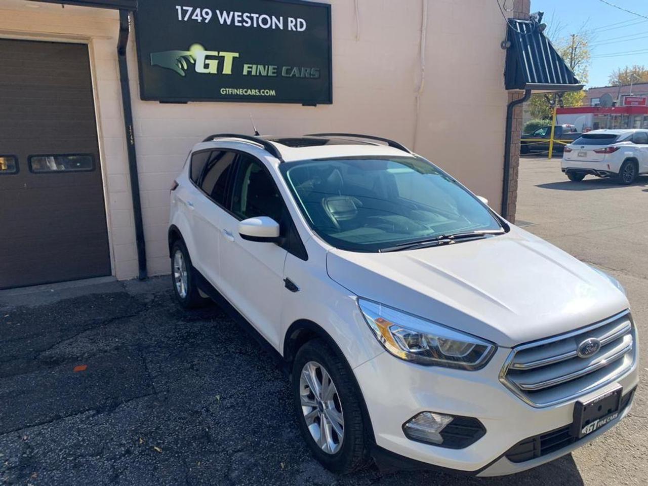 2018 Ford Escape SEL 4WD Photo1