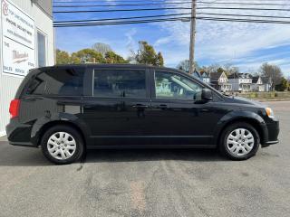 2019 Dodge Grand Caravan SXT - Photo #4