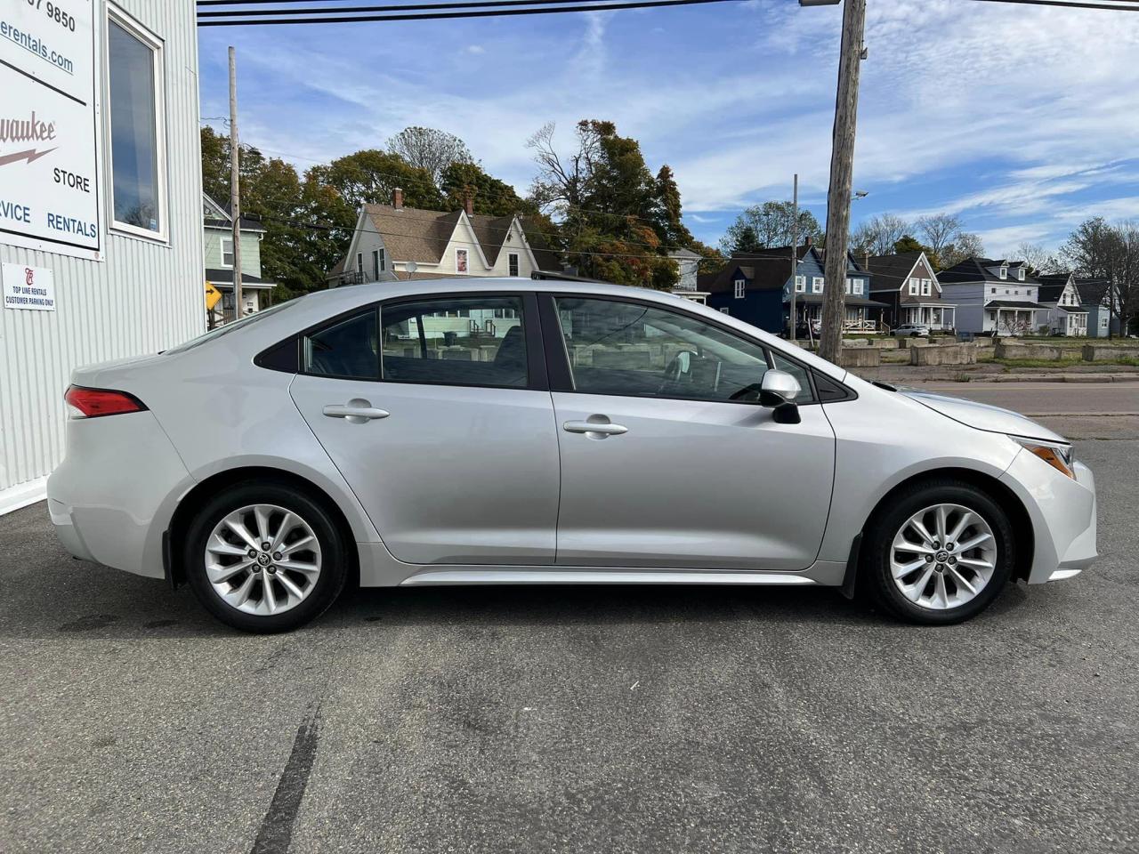 2020 Toyota Corolla LE CVT - Photo #5