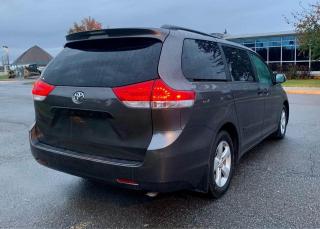 2011 Toyota Sienna 5dr V6 7-Pass FWD - Photo #9