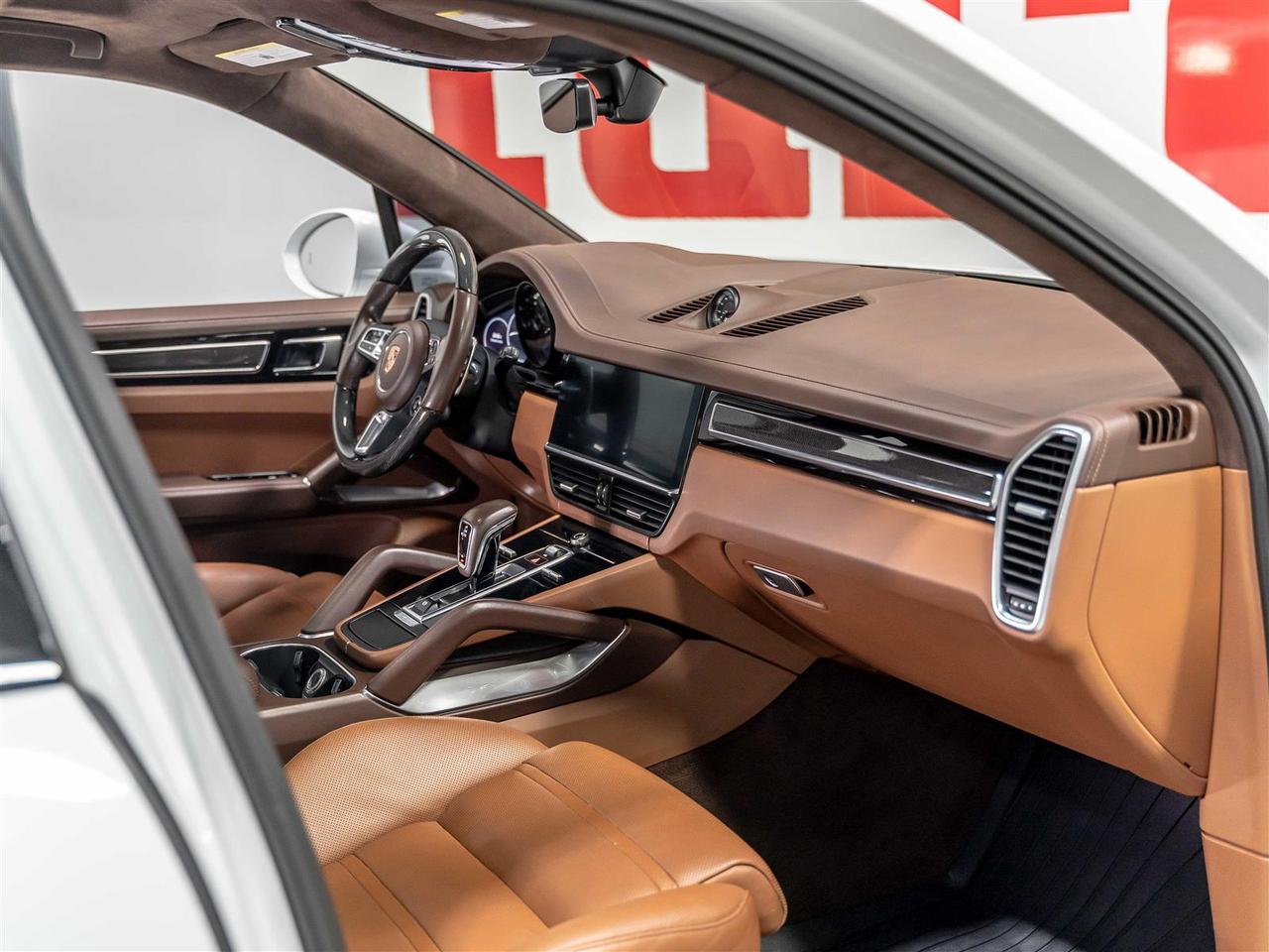 2019 Porsche Cayenne Turbo|Premium Plus Pkg|Sport Design Pkg|Carbon Fiber Interior Pkg|Sport Chrono Pkg Photo