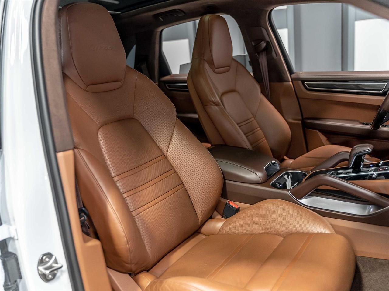 2019 Porsche Cayenne Turbo|Premium Plus Pkg|Sport Design Pkg|Carbon Fiber Interior Pkg|Sport Chrono Pkg Photo