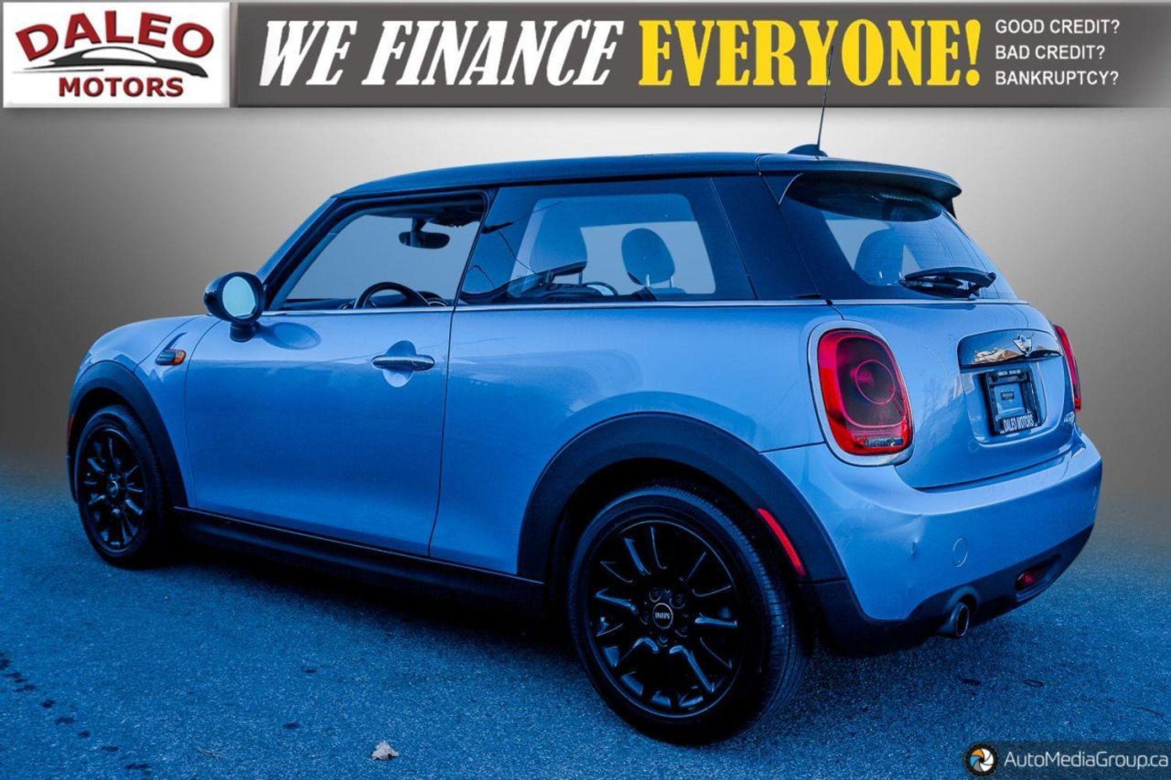 2016 MINI Cooper PANOROOF / H. SEATS / LEATHER / LOW KMS!