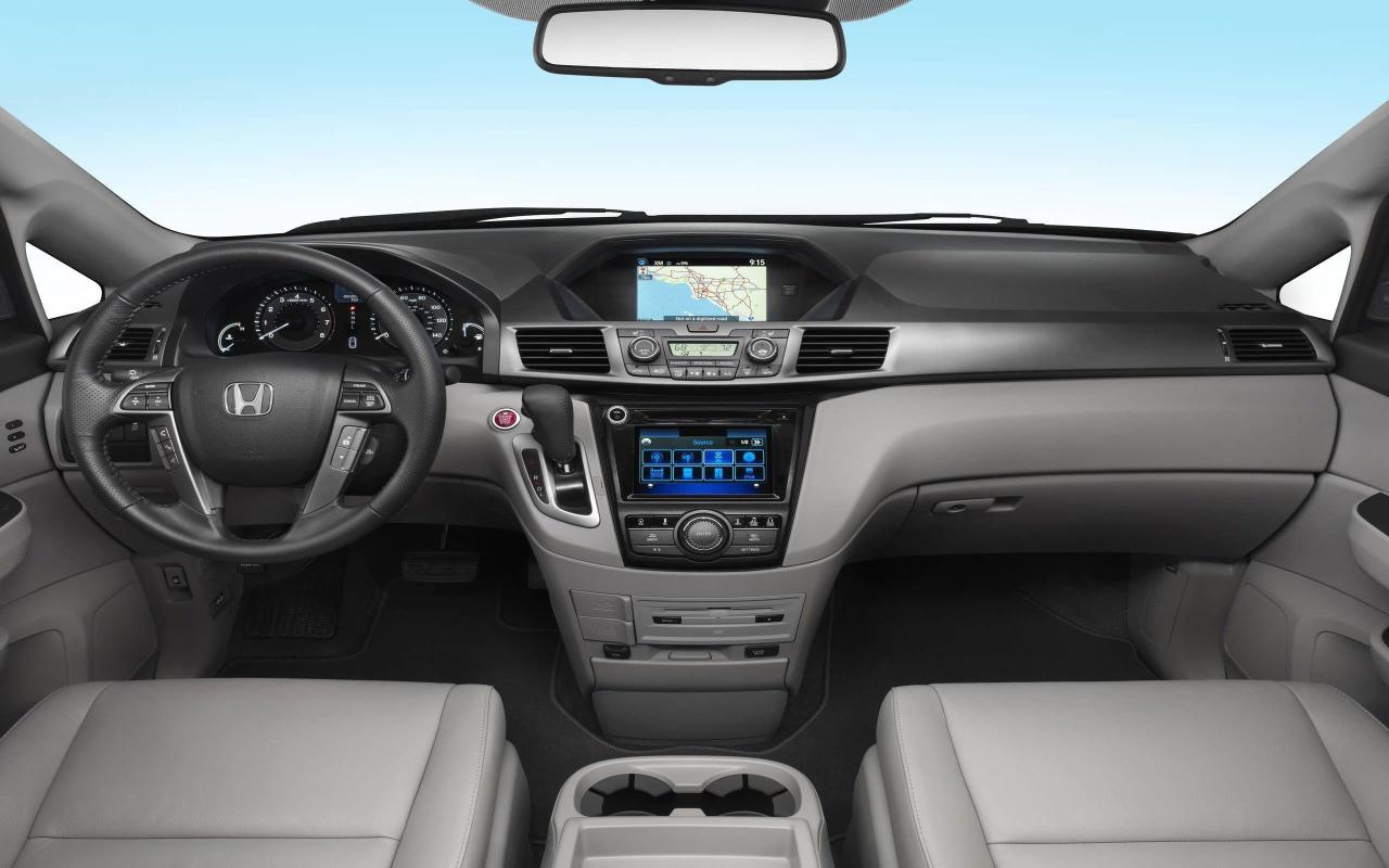 2015 Honda Odyssey Just Landed. Pictures coming soon! CarFax Clean, N - Photo #2