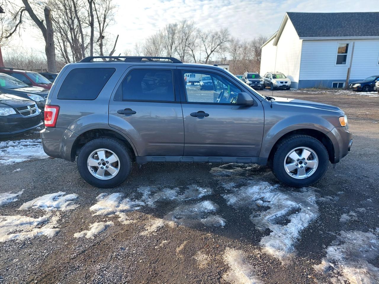 2011 Ford Escape 4WD 4DR V6 AUTO XLT - Photo #1