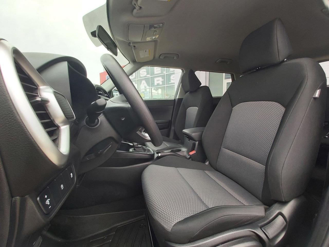 2022 Kia Soul LX Photo4