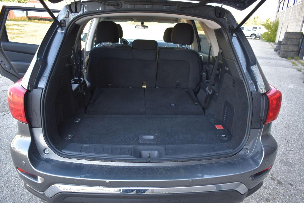 2019 Nissan Pathfinder SV Tech - Photo #26