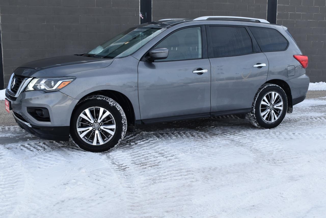 2019 Nissan Pathfinder SV Tech - Photo #10