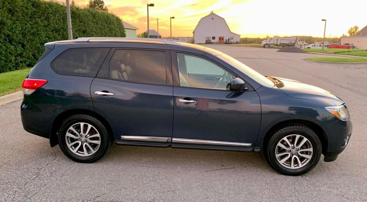 2013 Nissan Pathfinder SL AWD - 7 Seats Photo4