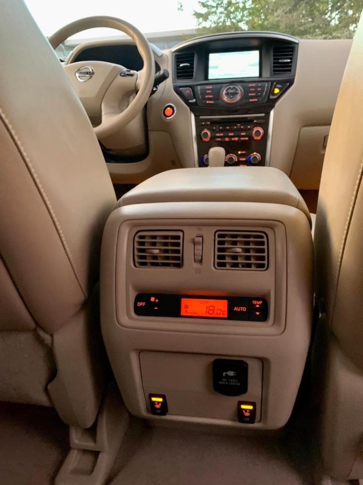 2013 Nissan Pathfinder SL AWD - 7 Seats - Photo #13