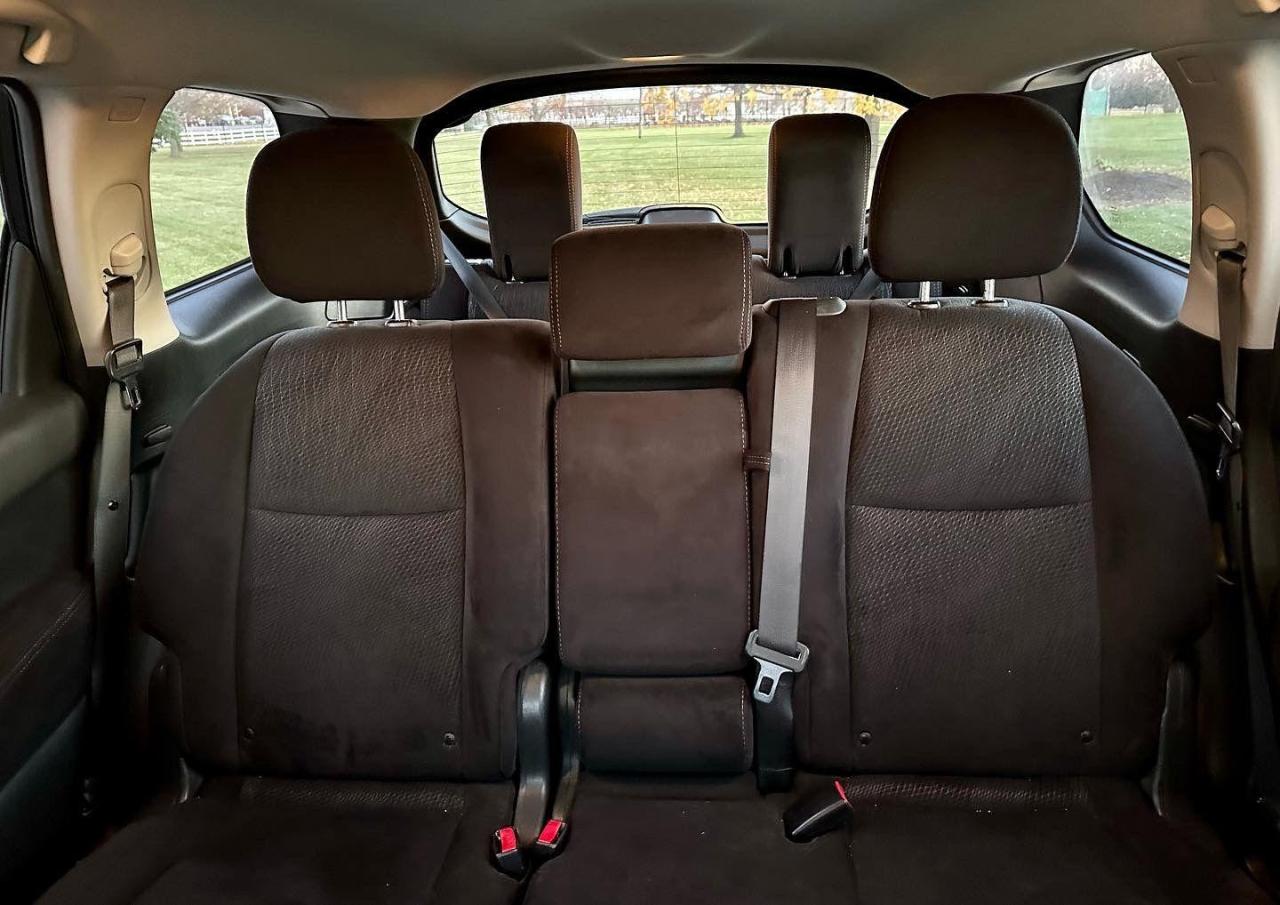 2014 Nissan Pathfinder SV 4WD - Safety Certified Photo4