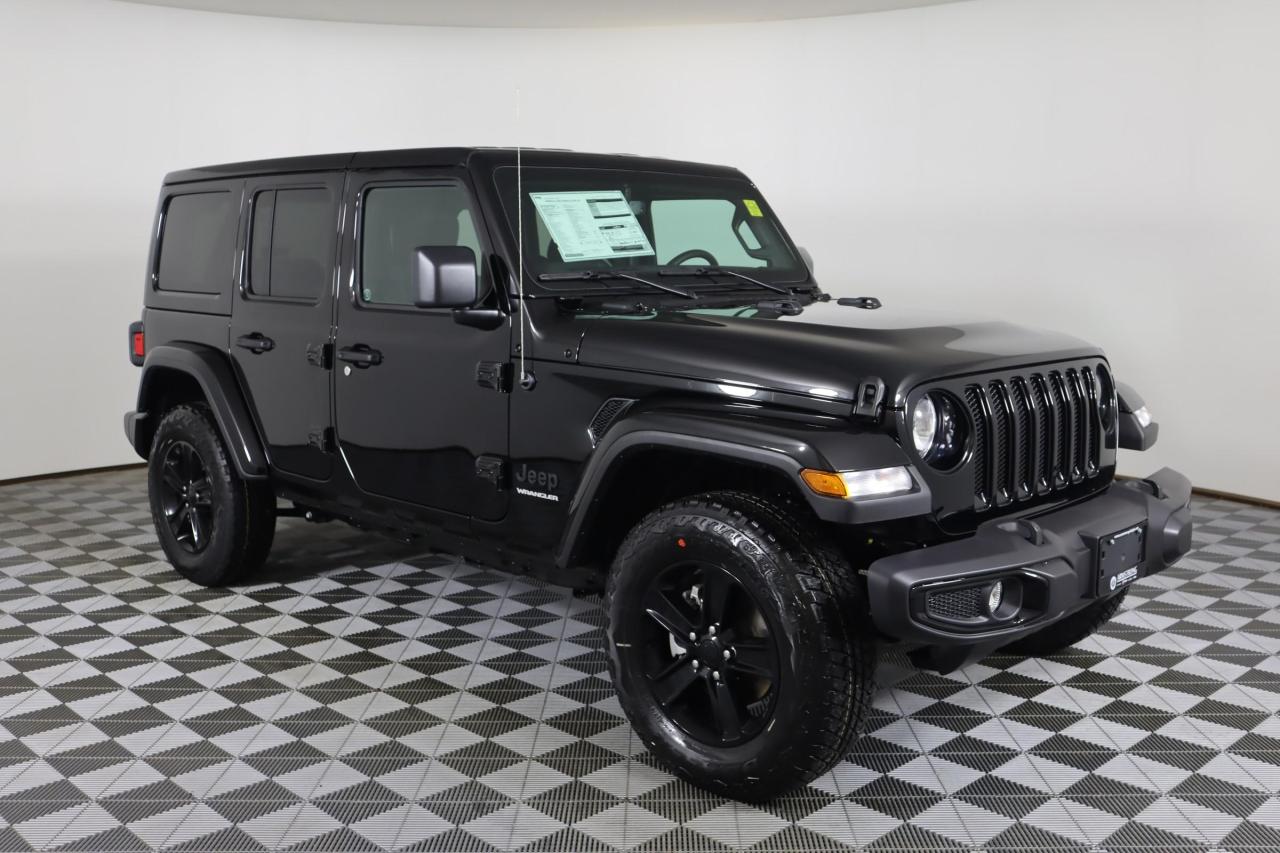 New 2023 Jeep Wrangler Sahara for sale in Huntsville, ON