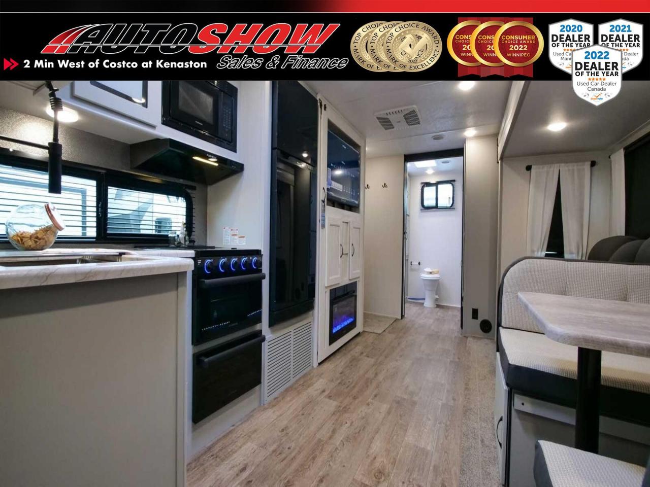 New 2023 Vibe by Forest River 26RB New for 2023! Walk-In Pantry + 2 Linen Closets + Wardrobe for sale in Winnipeg, MB