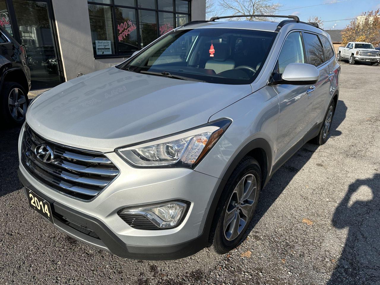 Used 2014 Hyundai Santa Fe XL for sale in Peterborough, ON