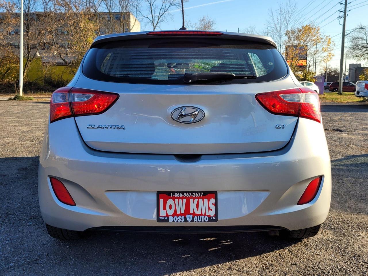 2016 Hyundai Elantra GT GLS Photo3