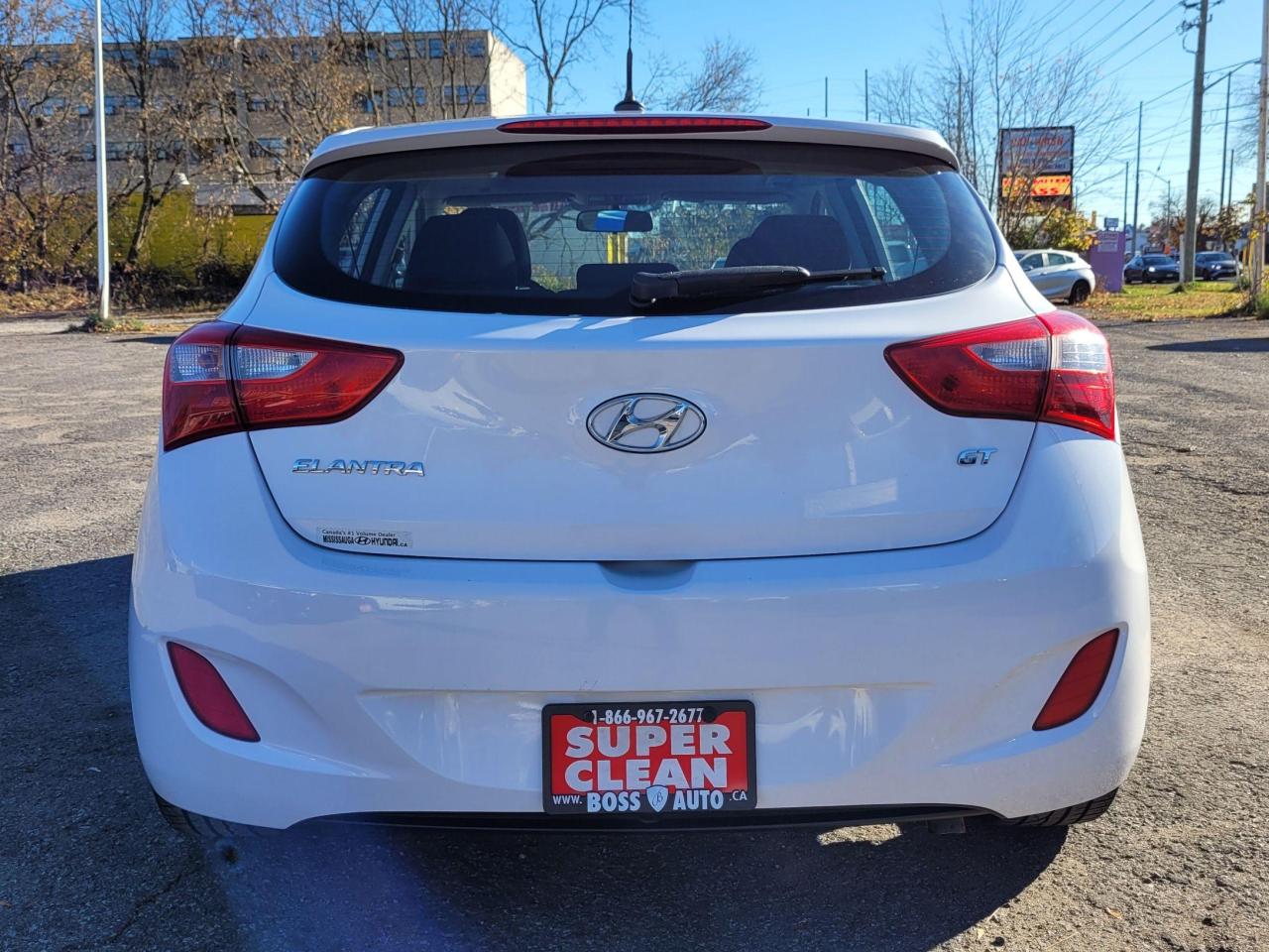 2016 Hyundai Elantra GT GLS Photo3