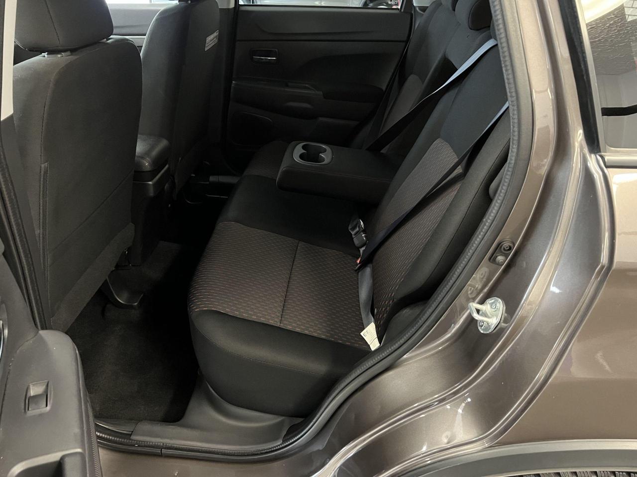 2018 Mitsubishi RVR SE AWC+ApplePlay+New Brakes+CLEAN CARFAX - Photo #23