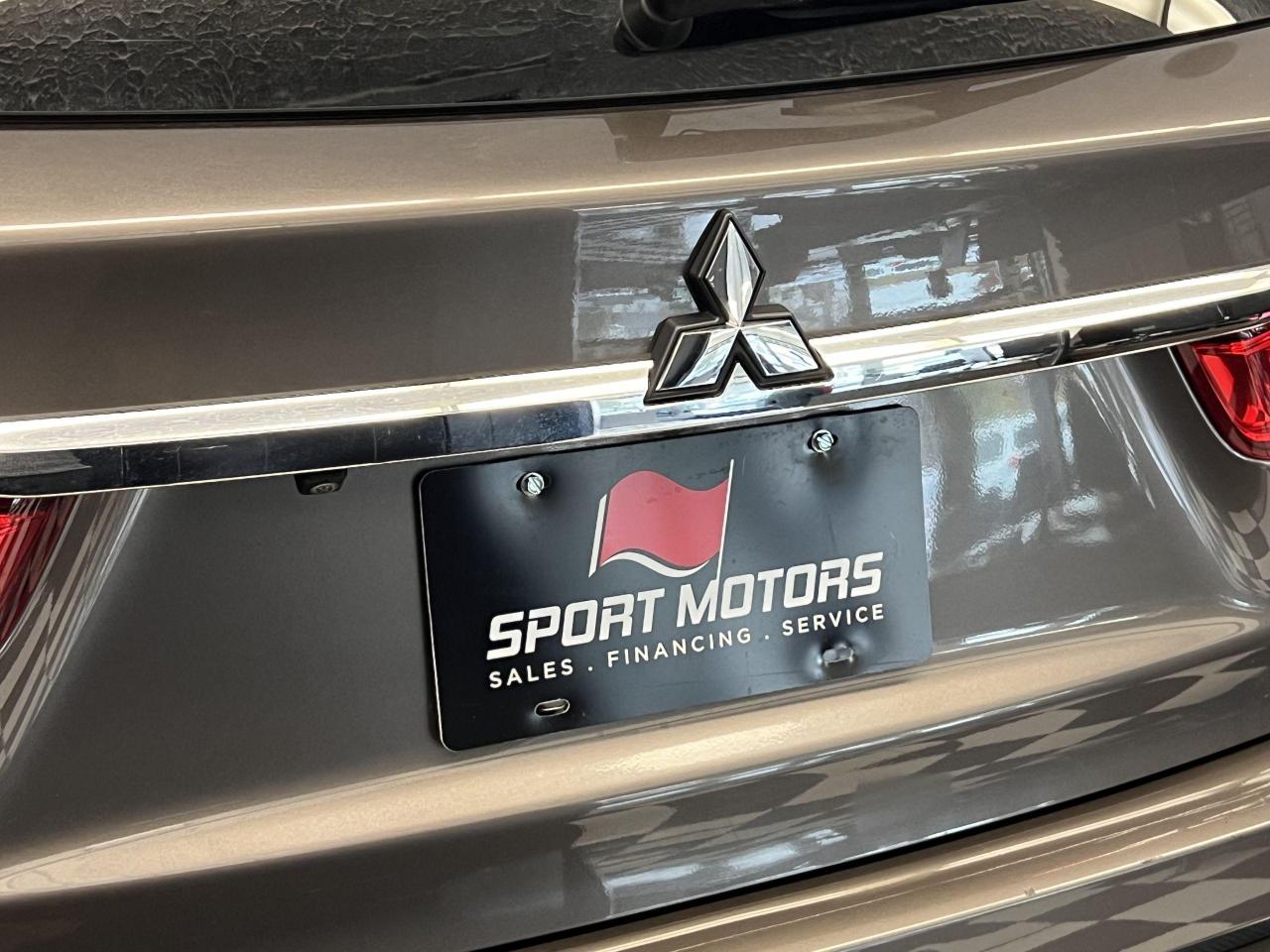 2018 Mitsubishi RVR SE AWC+ApplePlay+New Brakes+CLEAN CARFAX Photo112