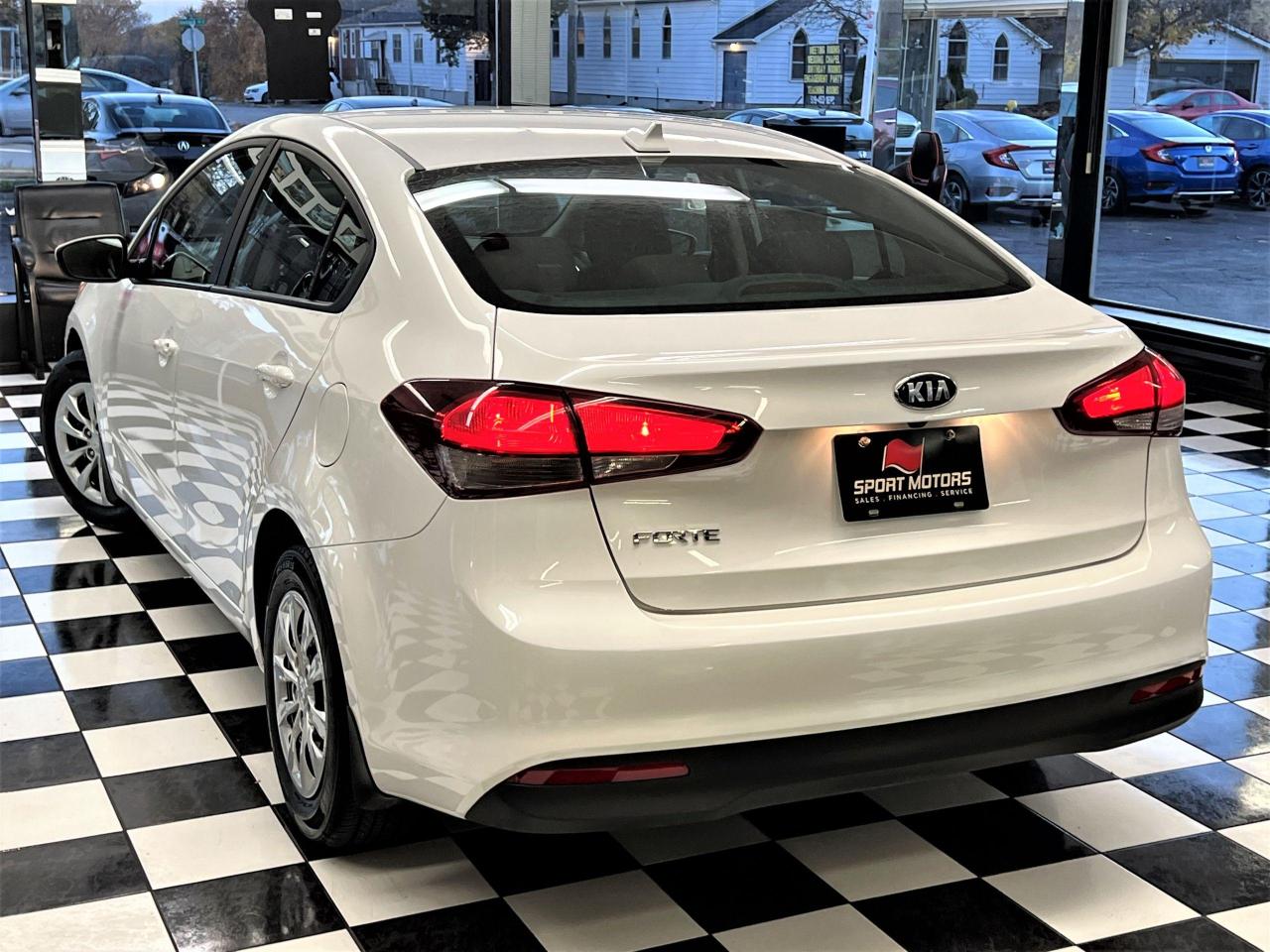 2017 Kia Forte LX+ApplePlay+New Tires+Camera+Heated Seats+A/C - Photo #12