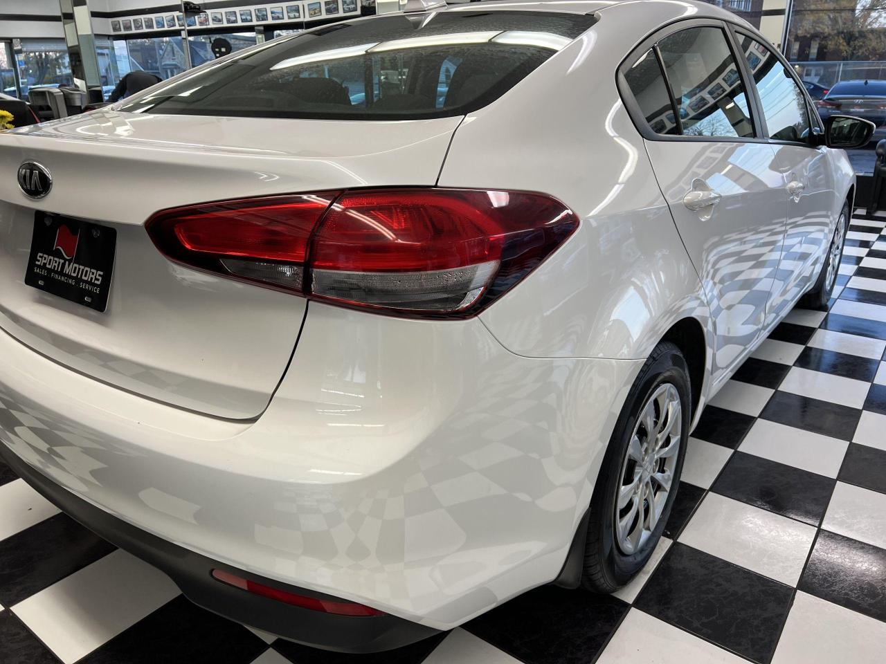 2017 Kia Forte LX+ApplePlay+New Tires+Camera+Heated Seats+A/C - Photo #38