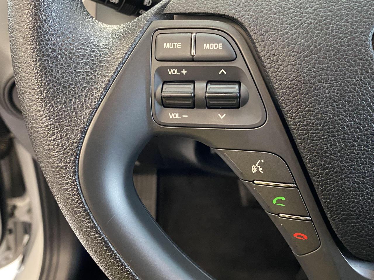 2017 Kia Forte LX+ApplePlay+New Tires+Camera+Heated Seats+A/C - Photo #42