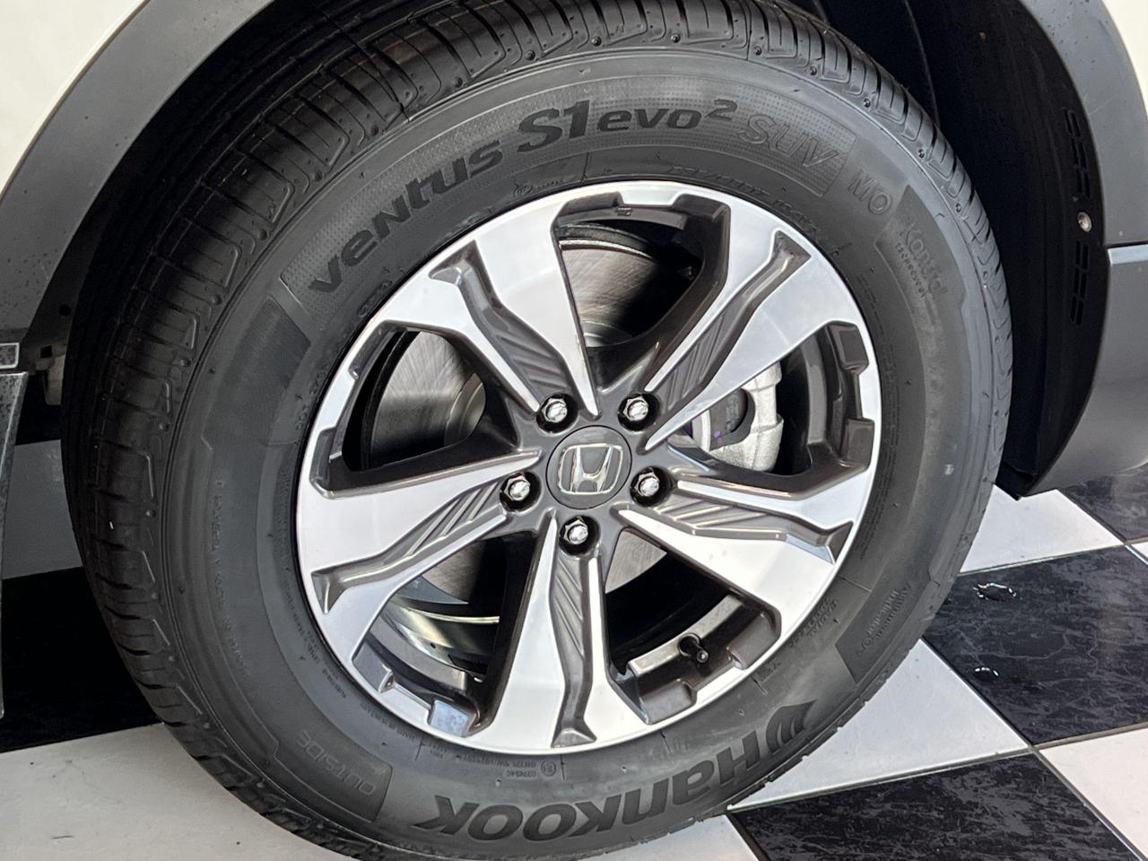 2018 Honda CR-V LX AWD+AdaptiveCruise+New Tire+Brakes+CLEAN CARFAX - Photo #48