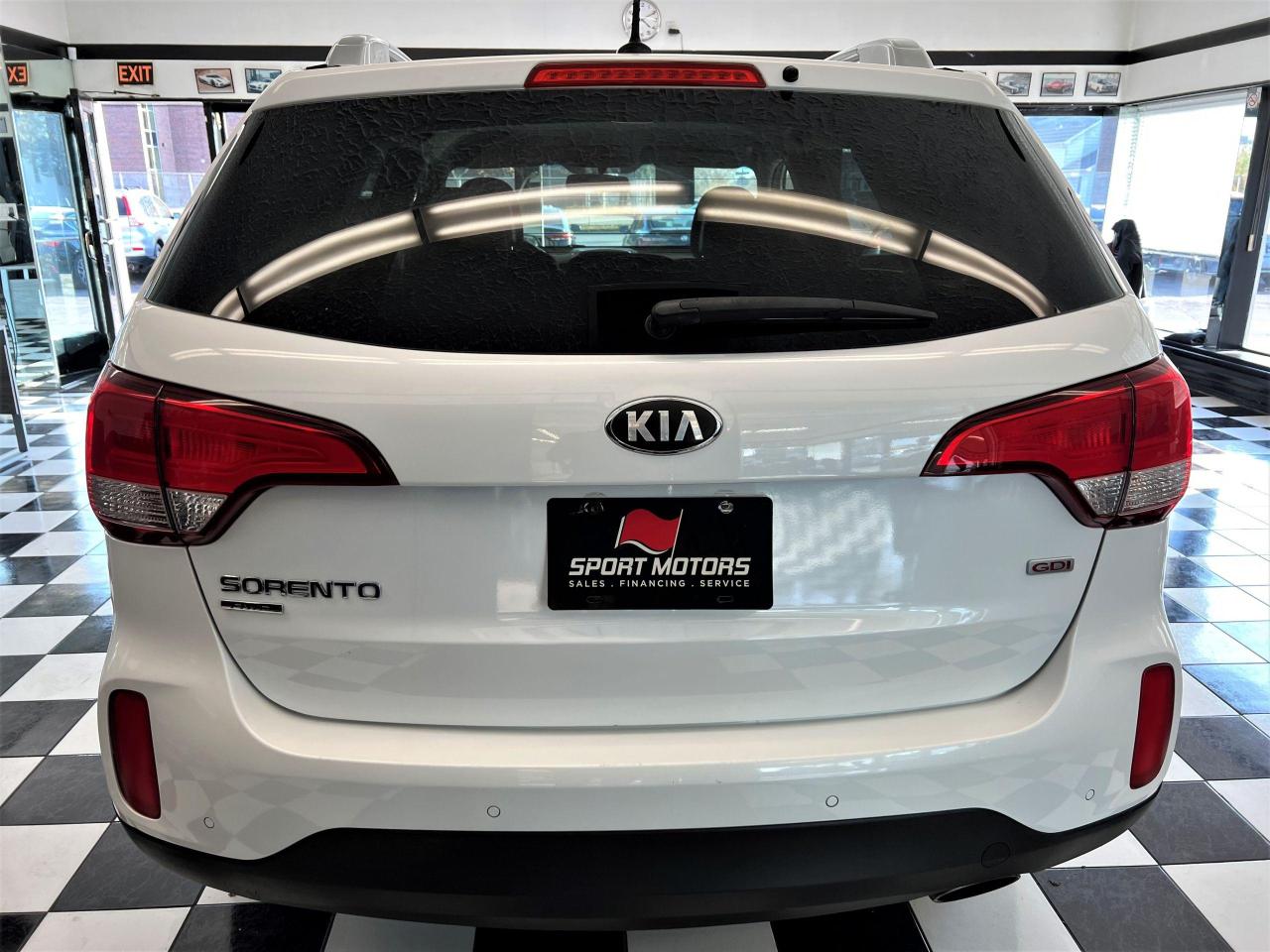 2014 Kia Sorento AWD+New Tires & Brakes+Heated Seats+CLEAN CARFAX - Photo #3