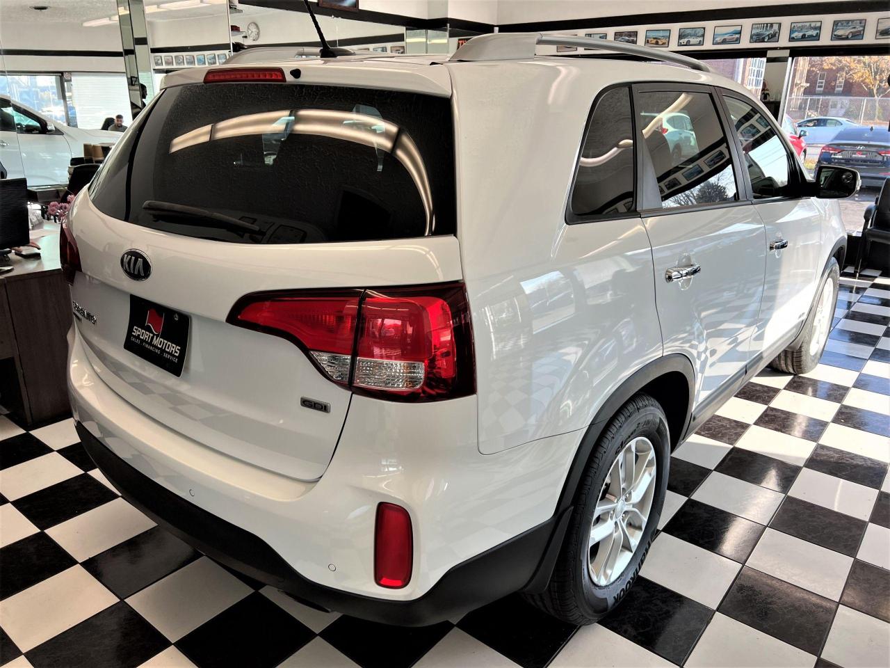 2014 Kia Sorento AWD+New Tires & Brakes+Heated Seats+CLEAN CARFAX - Photo #4