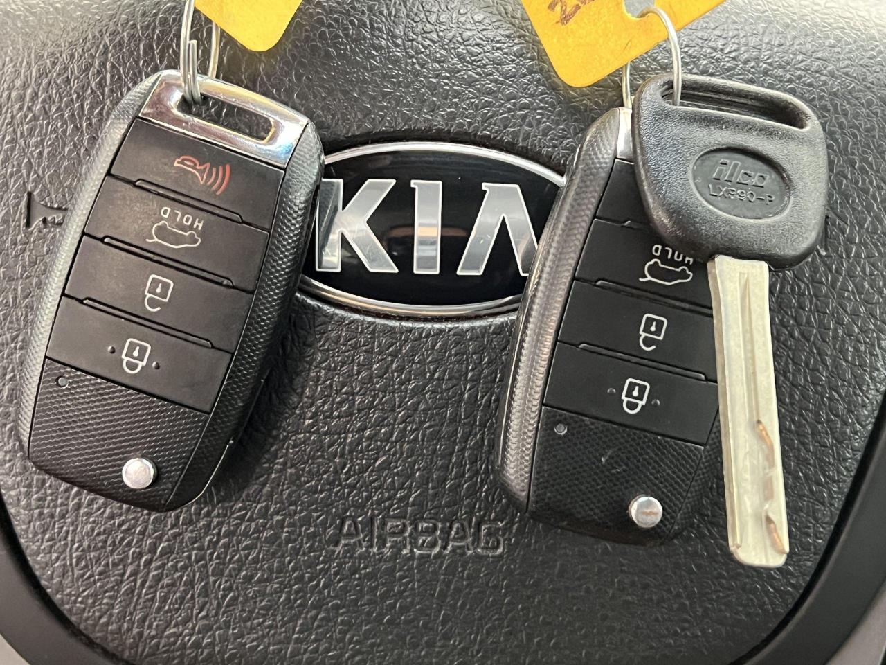 2014 Kia Sorento AWD+New Tires & Brakes+Heated Seats+CLEAN CARFAX - Photo #15
