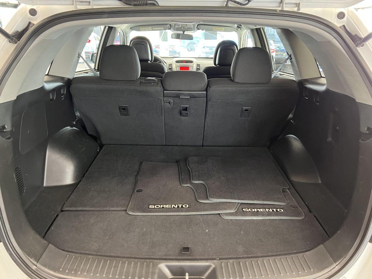 2014 Kia Sorento AWD+New Tires & Brakes+Heated Seats+CLEAN CARFAX - Photo #25