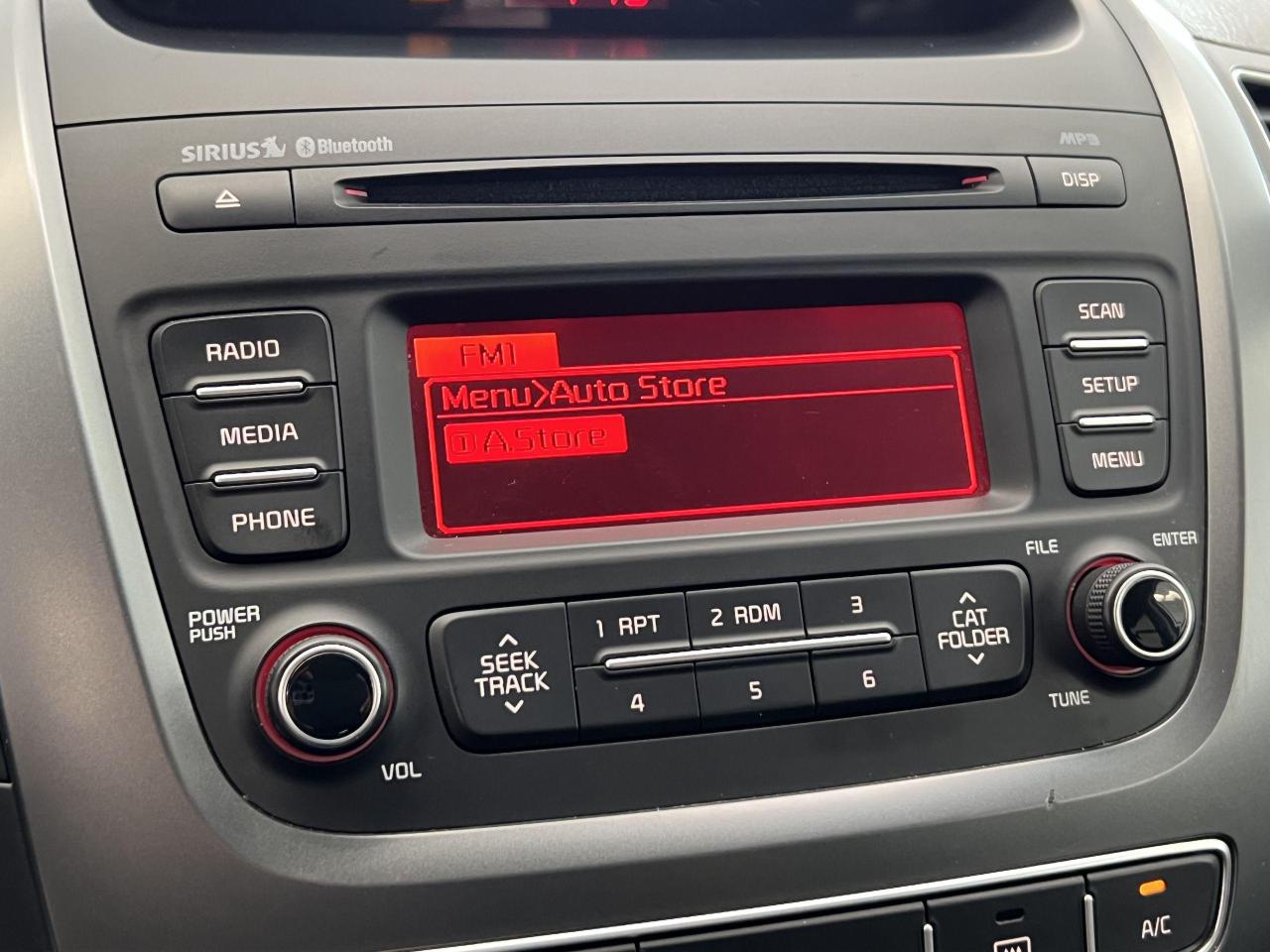 2014 Kia Sorento AWD+New Tires & Brakes+Heated Seats+CLEAN CARFAX - Photo #30
